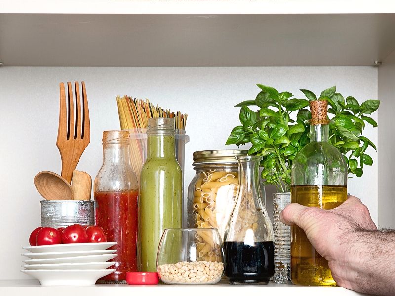 Ultimate Checklist of Pantry Essentials