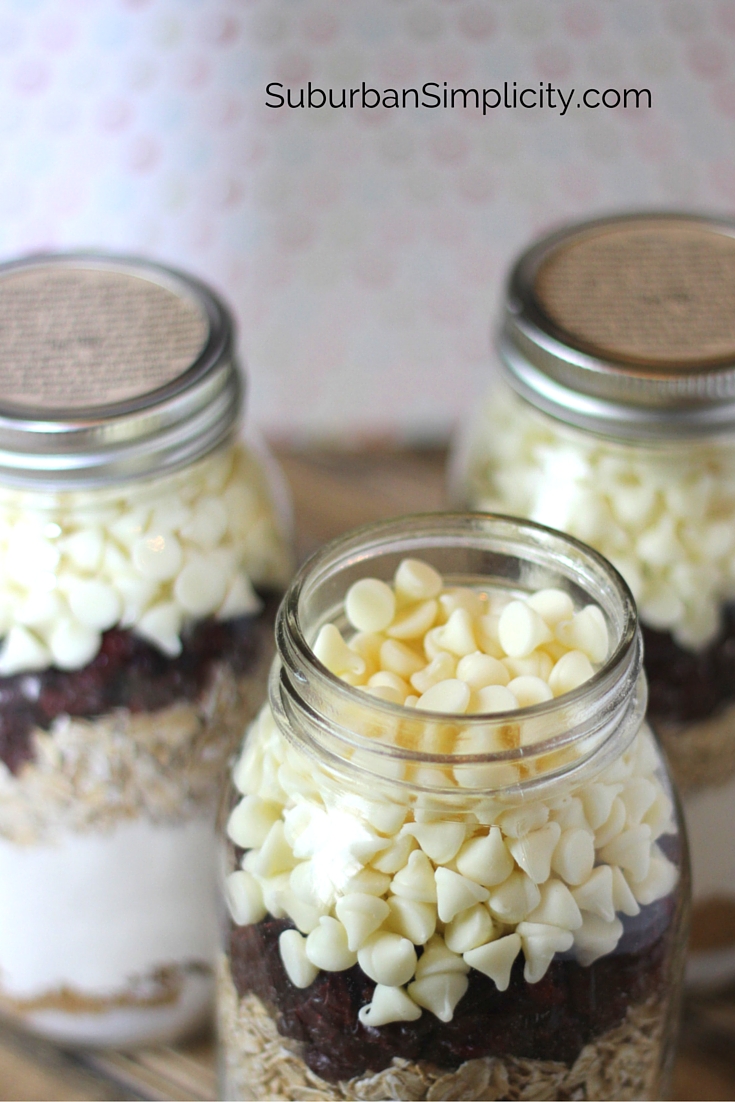 layer for oatmeal cookies in a jar