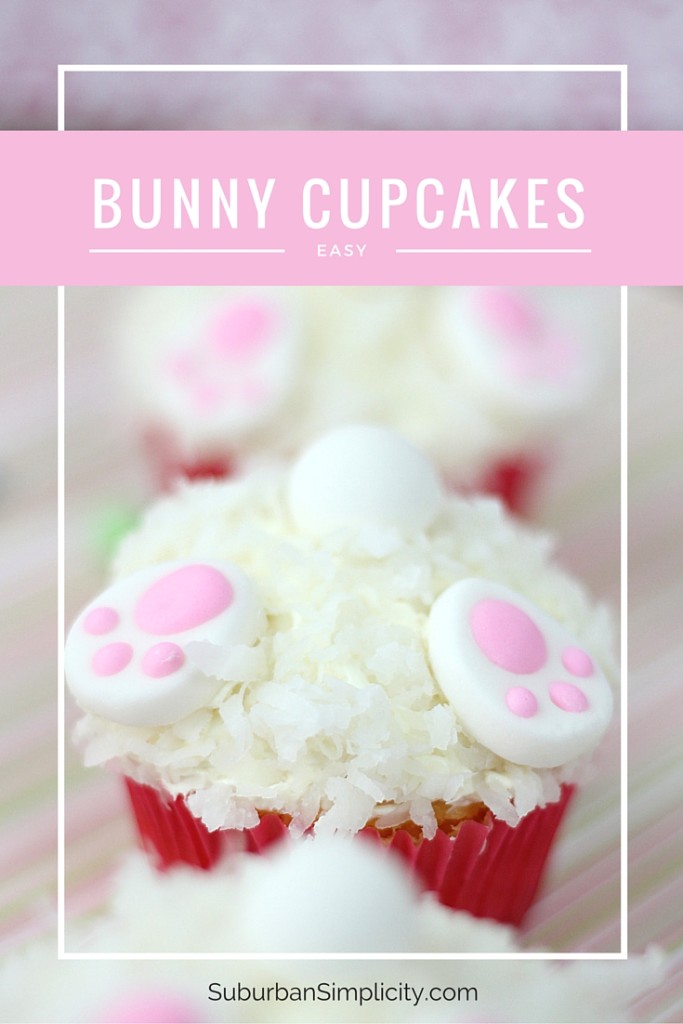 These Bunny Cupcakes are an easy way to decorate for Easter! Such a simple and cute cupcake idea even the kids could do! | Bunny Butt Cupcakes