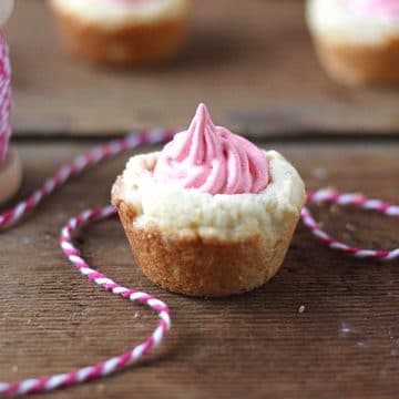 Strawberry Lemon cookie cup