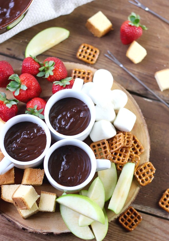 Easy Chocolate Caramel Fondue Suburban Simplicity