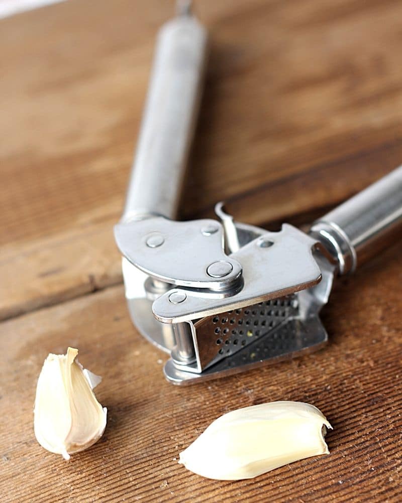 garlic press