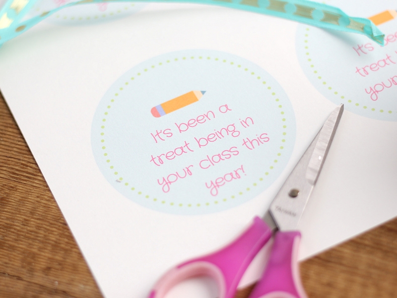 FREE printable gift tags for Saltine Toffee Teacher Gift Idea!