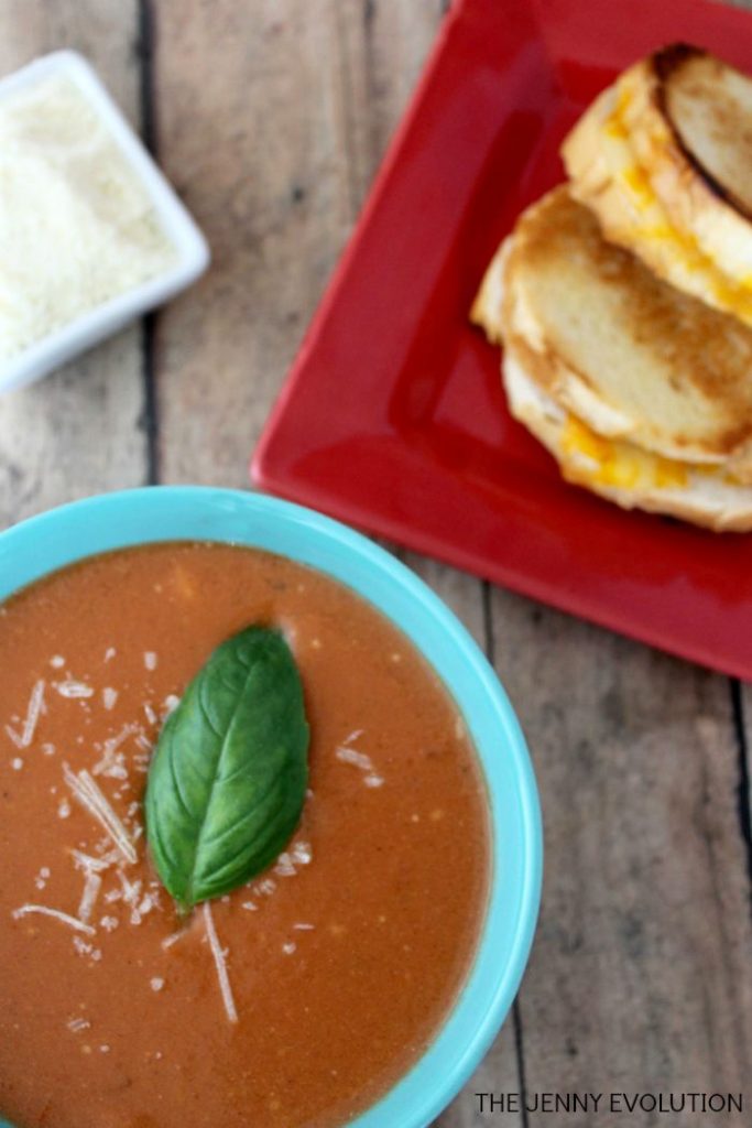 Enjoy these hearty family friendly crockpot soup and stew recipes this season.  They're easy to make dinner ideas that feed a crowd.