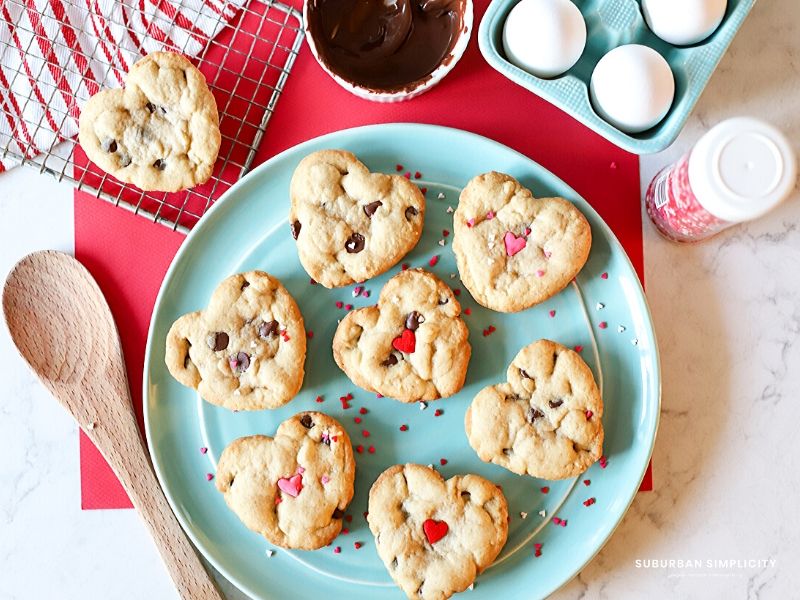 15 Best Heart-Shaped Pans for Valentine's Day Baking