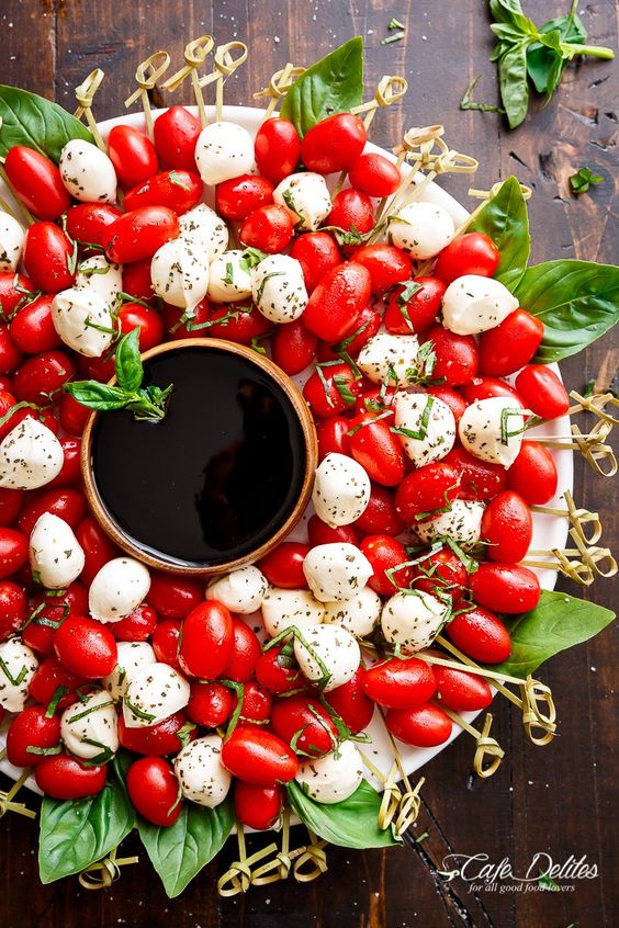Christmas Finger Food Wreath