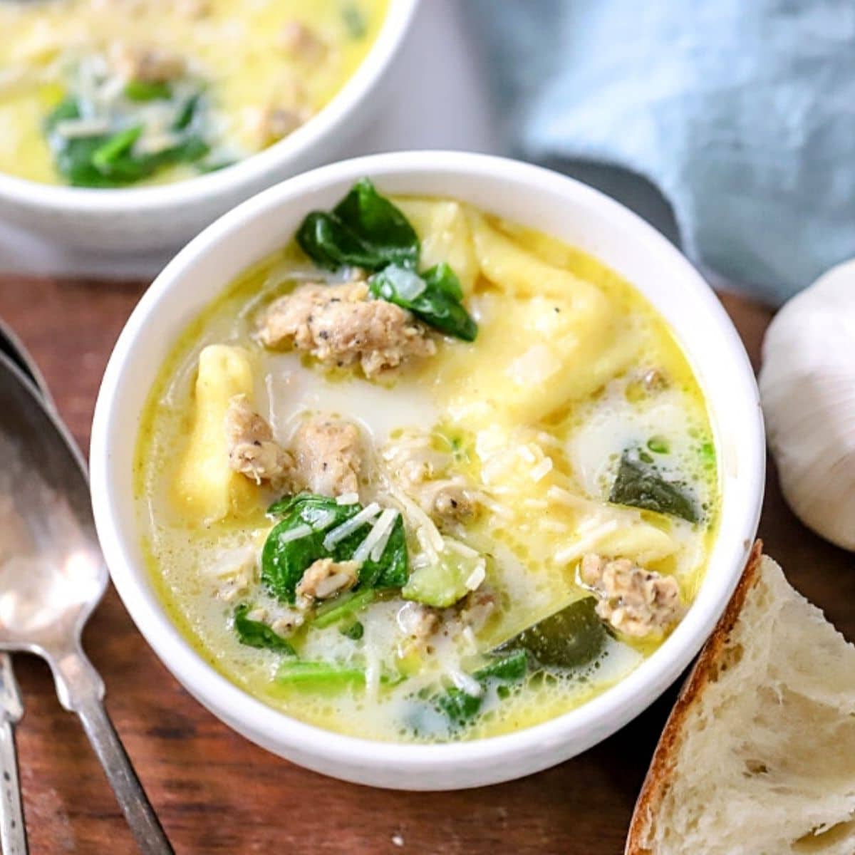 https://www.suburbansimplicity.com/wp-content/uploads/2019/04/Creamy-Instant-Pot-Tortellini-Soup.jpg