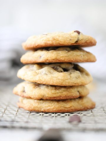 5 Chocolate Chip Cookies stacked together