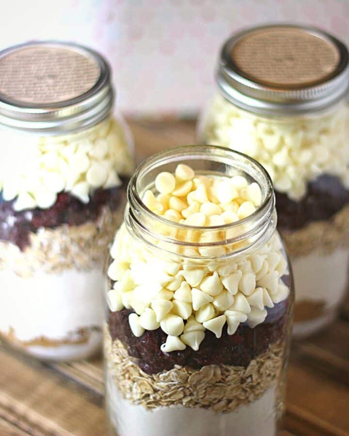 Cranberry White Chocolate Oatmeal Cookies In A Jar Suburban Simplicity