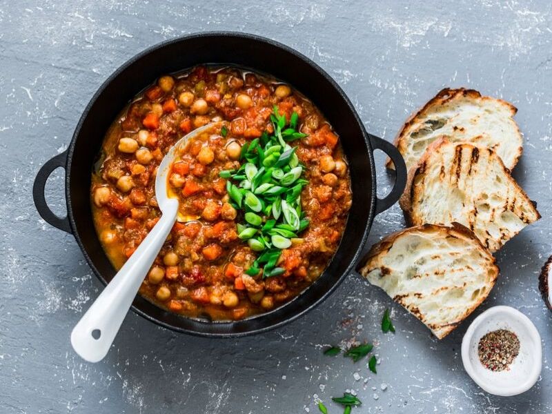 Learn how to easily turn your favorite comfort foods into healthy, satisfying recipes. All without sacrificing flavor!