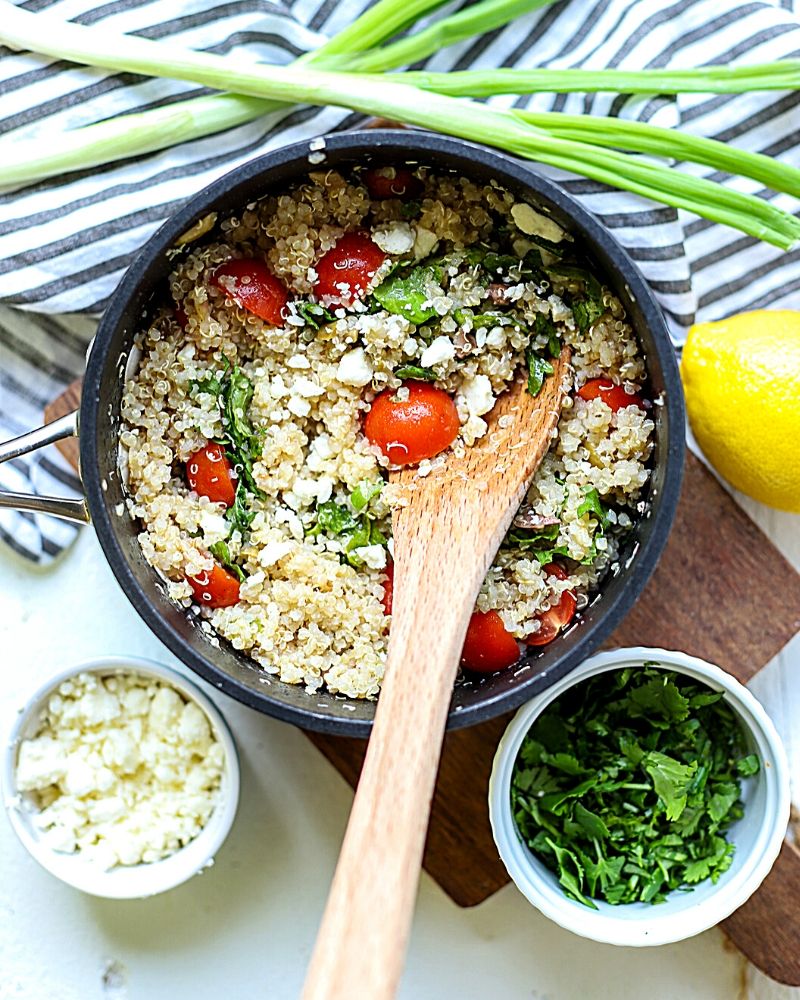 20-Minute Rice Cooker Quinoa Recipe - Wendy Polisi