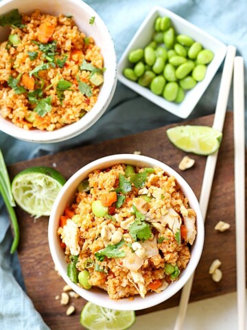 Bowls filled with Thai Flavored quinoa and chicken