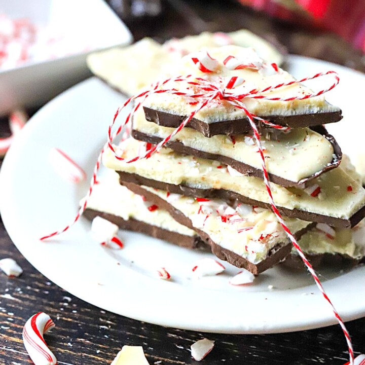 Easy Peppermint Chocolate Bark Blvb