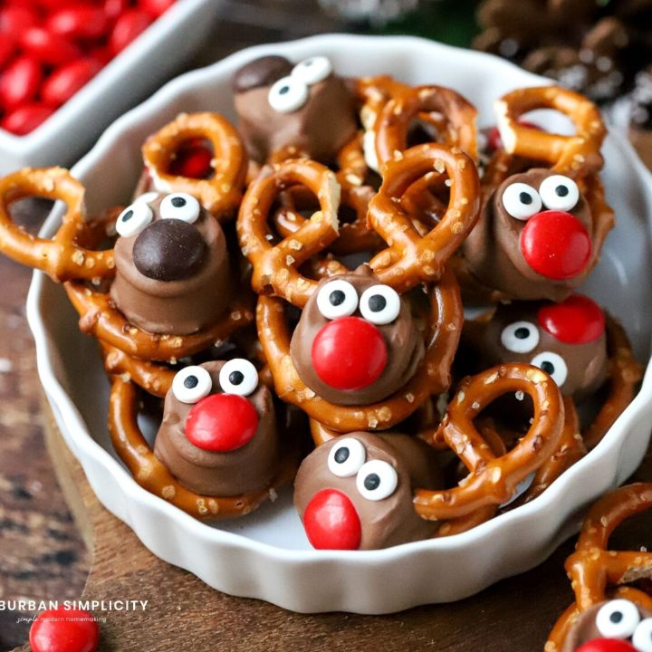 Easy Rolo Pretzel Reindeer Suburban Simplicity