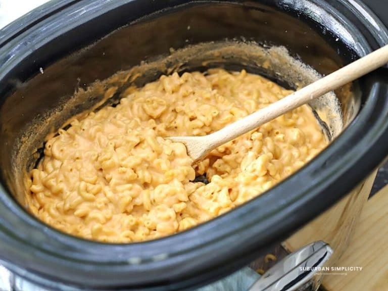 Easy Crock Pot Macaroni and Cheese - Suburban Simplicity