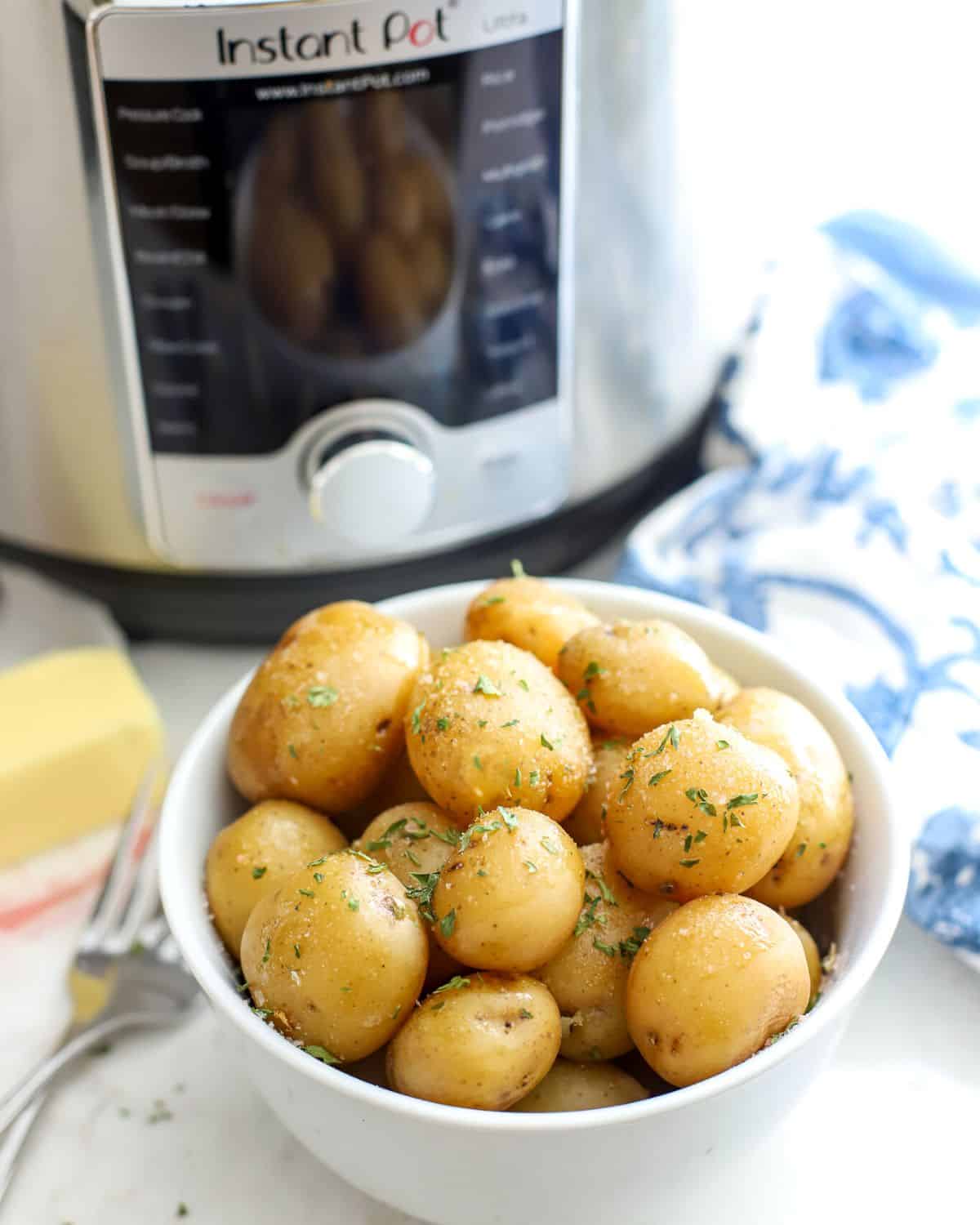 Instant Pot Baby Potatoes (Steamed) - Piping Pot Curry