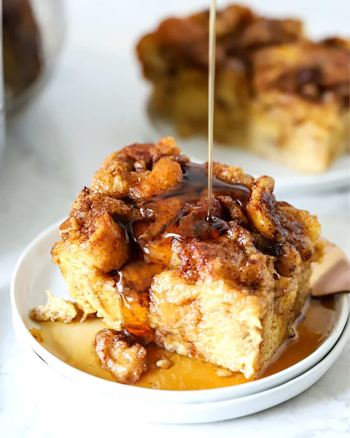 https://www.suburbansimplicity.com/wp-content/uploads/2022/10/Best-slow-cooker-french-toast.jpg