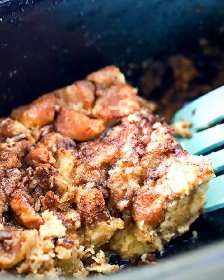 Easy Slow Cooker French Toast Casserole - Suburban Simplicity