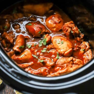 BBQ chicken cooked in a slow cooker.