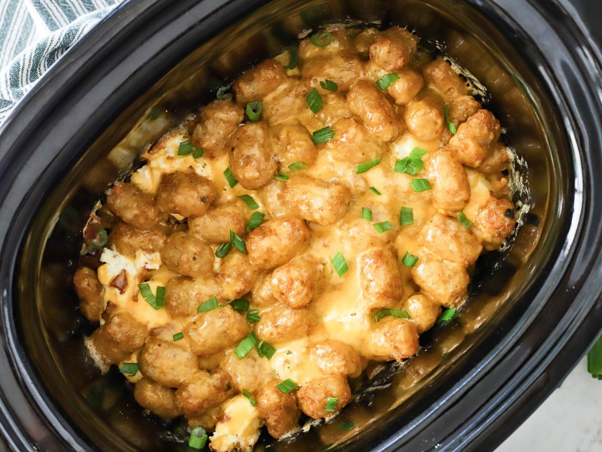 Easy Crock Pot Chicken Bacon Ranch Tater Tot Casserole - Suburban