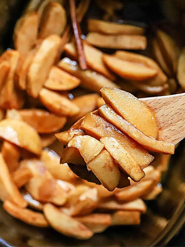 Easy Slow Cooker Baked Apples