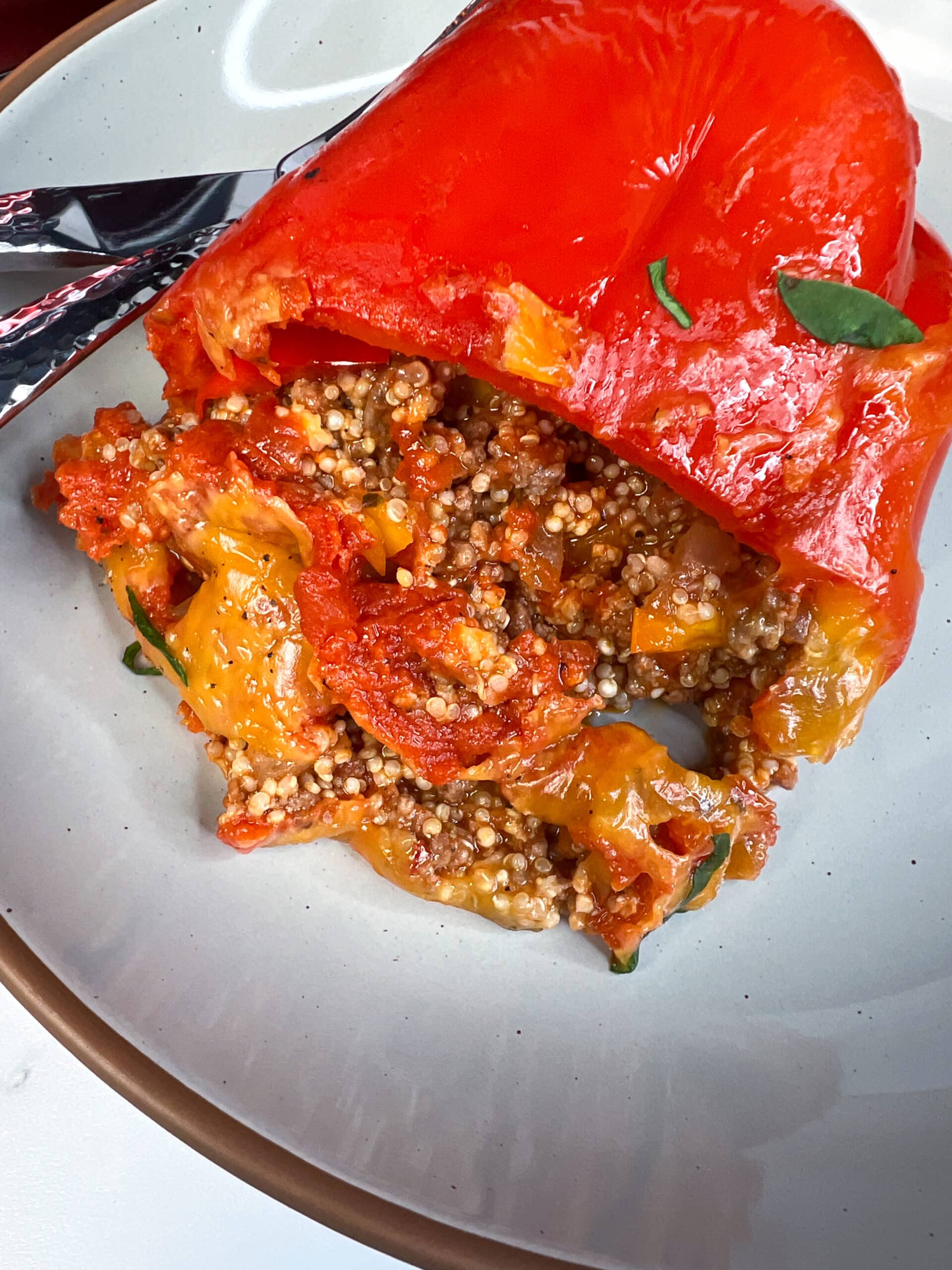 Crock pot stuffed pepper close up